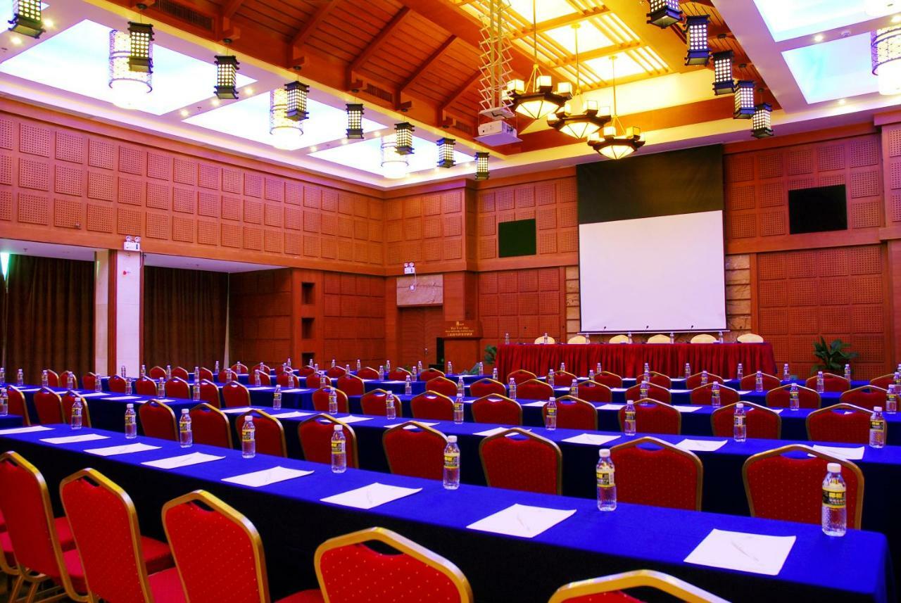 Rongjin Haiyue Hotel 三亜市 エクステリア 写真