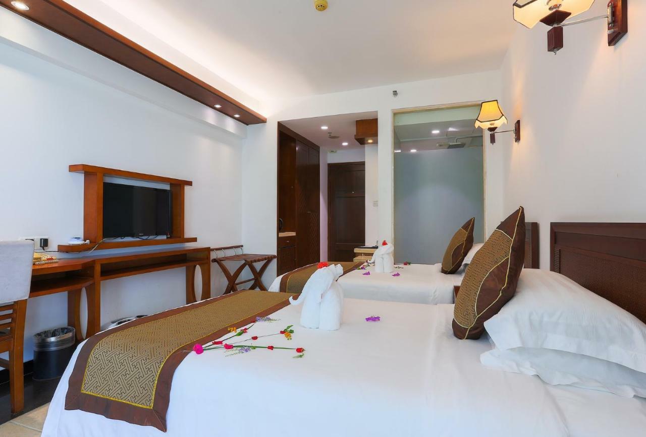 Rongjin Haiyue Hotel 三亜市 エクステリア 写真